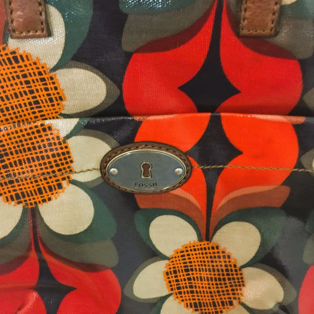 FOSSIL VINTAGE COATED CANVAS CROSSBODY - Picture 4 of 5